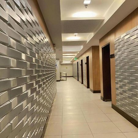 אילוילו District 21 Hotel מראה חיצוני תמונה