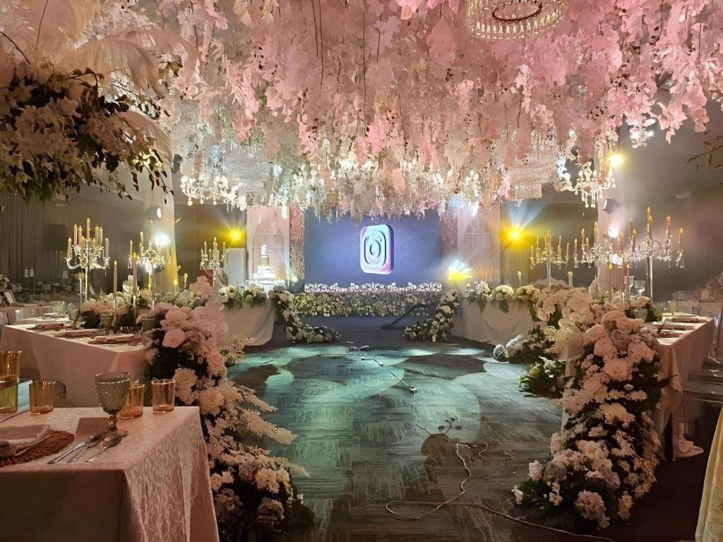 אילוילו District 21 Hotel מראה חיצוני תמונה